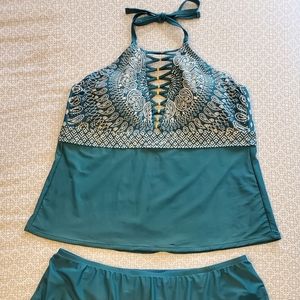 Time & Tru Swim Top and Swim Skirt